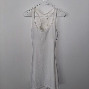 ARITZIA TNA TENNIS DRESS SIZE L - NEVER WORN